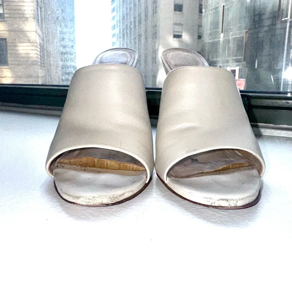 Schutz Lucy Nappa Leather Wedge Sandals – Pearl – Size 7M - Picture 6 of 6